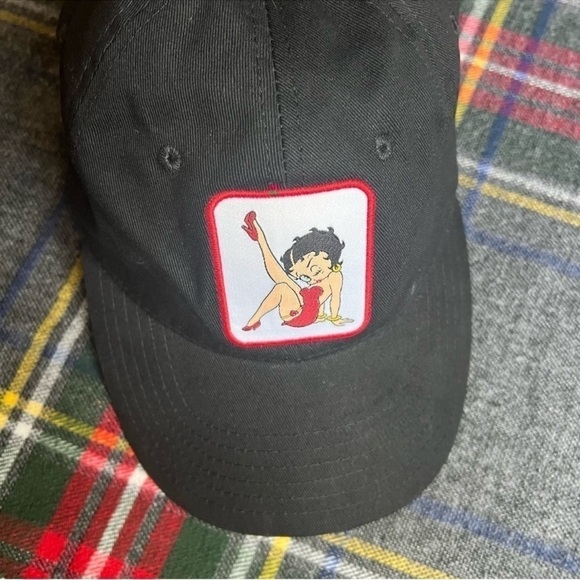 Betty Boop Classic Black Canvas Cap - Picture 2 of 6